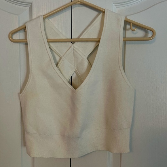 Express Crop Top - Picture 1 of 6
